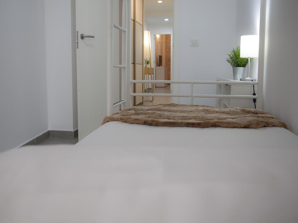 Apartmán Flats Friends Tetuan Valencie Exteriér fotografie